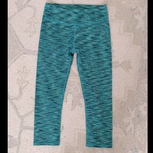 Fabletics Powerhold Crop Leggings
